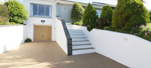 KEELYN, pet friendly, country holiday cottage in Crantock