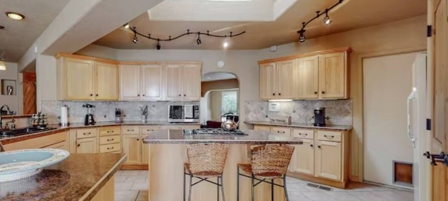 Kentucky Heights Uptown! Luxury southwest decor.