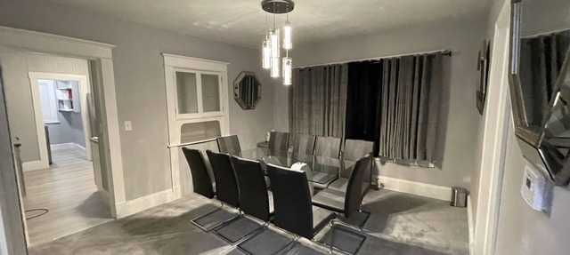 Kid friendly neighborhood! Everyone is welcomed in this cozy apartment home!