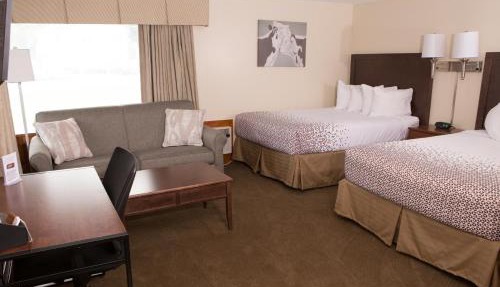 Knotty Pine Motel