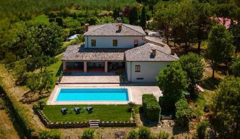 La Dolce Villa
