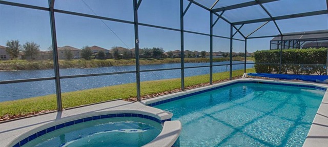 Lake Front Glenbrook Resort "The Villa Esquire"