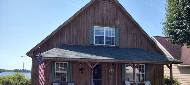 Lake Haven - Waterfront Cabin with Dock and Swim Area