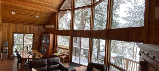 Lake/Ski Rental - A Home For All Seasons Sunapee Waterfront Cedar Home