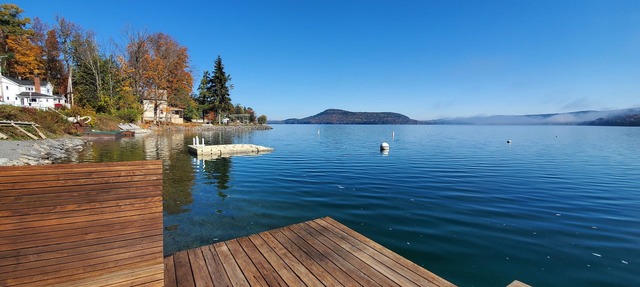 Lake View Motel