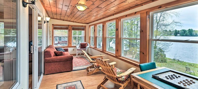 Lakefront Broadalbin Getaway w/Deck + Kayaks