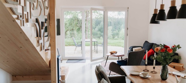 Lakefront vacation rental in Ellwangen with beach access & great views