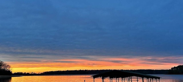 Lakefront, Views, Private Dock, Boat Rental, Bunks, Near Clemson, Kayaks!