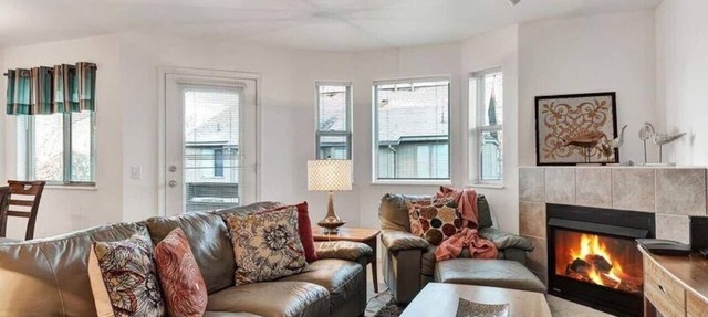 Lakeside Escape in the Heart of Anchorage - 2BR/2BA Condo -Views, Garage, Patio