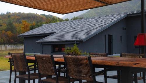 Laló Retreat Suites