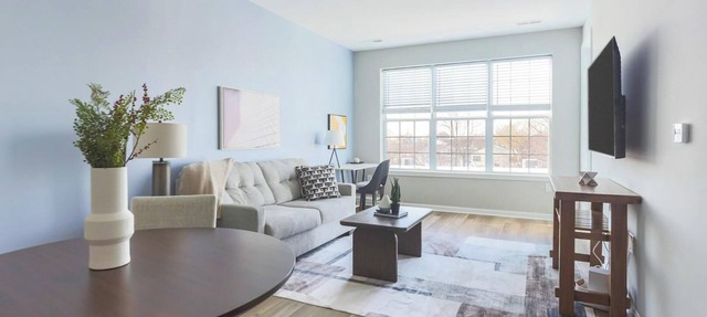 Landing | Modern 2BD, Courtyard, Clubhouse