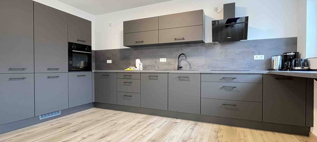 (LAP105) Modern fitter's apartment