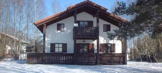 Large, comfortable holiday home, very quiet, on a large park-like ground