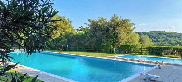 Large sun terrace, private garden & pool - your stylish time-out on Lake Maggiore