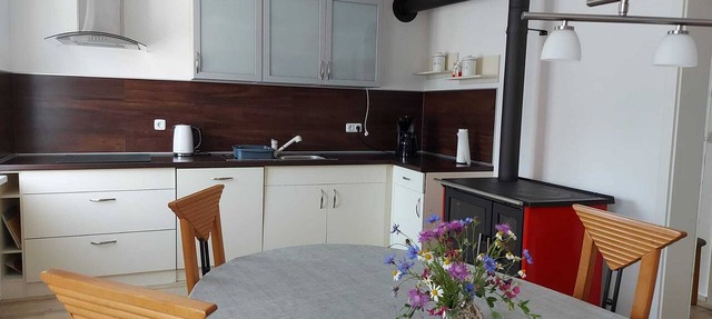 Large vacation apartment with terrace (120sqm) for up to 6 people