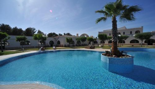 Laurito Resort & Spa