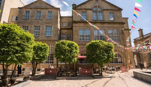 Leopold Hotel