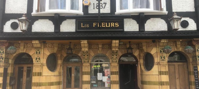 Les Fleurs Accommodation