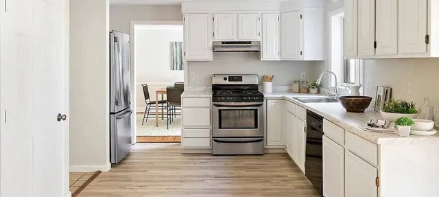 Less than 2 km from Gillette Stadium 4 BR/3BA House in Foxboro