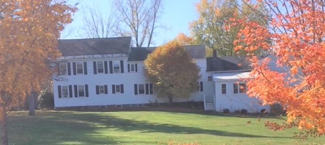 Lg/Charming Updated Farmhouse Historic Picturesque Walpole NH/VT Border sleeps 9