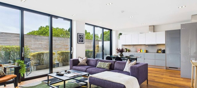 Light-filled Camden Town Terrace Apartment