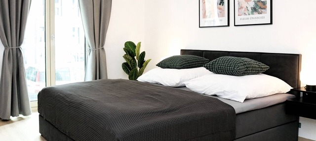 LIGHTPLACE Design - Boxspring - Balcony - 2 Smart TV -City center -