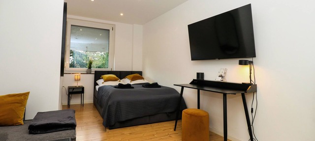 Lightplace - Großes Apartment - 3 Schlafzimmer - Boxspring - Balkon - Smart TV