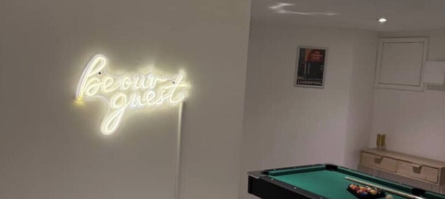 Liverpool Getaway! Entire Property. close proximity to stadiums & city Centre