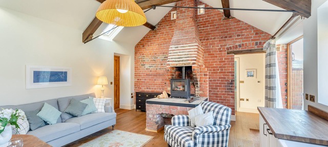 Llangedwyn Smithy - Two Bedroom House, Sleeps 4