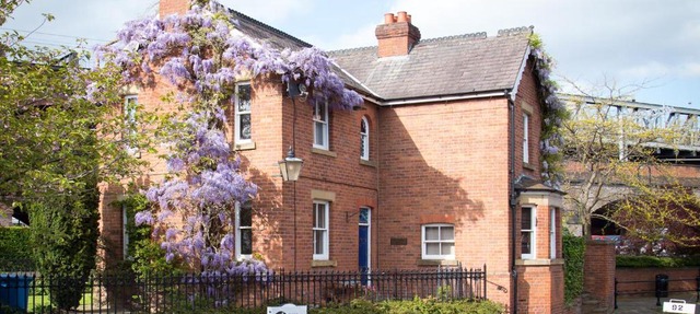 Lock Keepers Cottage - Detached House in the city