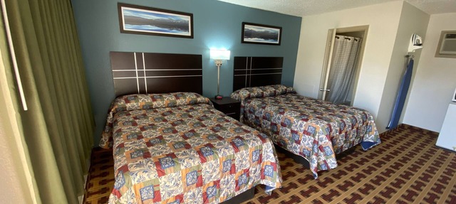 Lodge Inn