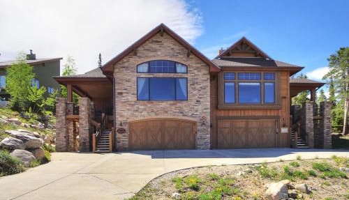 Lofty Fox Villa, Magnificent Views, Hot Tub