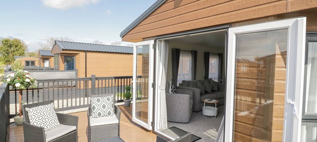 Long Acres Lodge