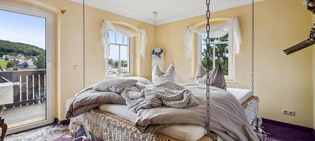 Look forward to an unforgettable holiday in this attractive and special holiday home.