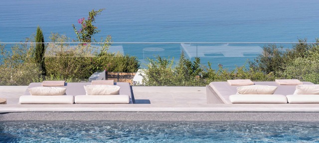 Lourdas White Villa