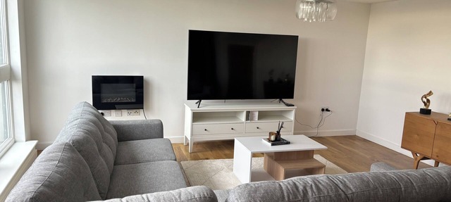 Lovely three bedroom apartment located in a private development.