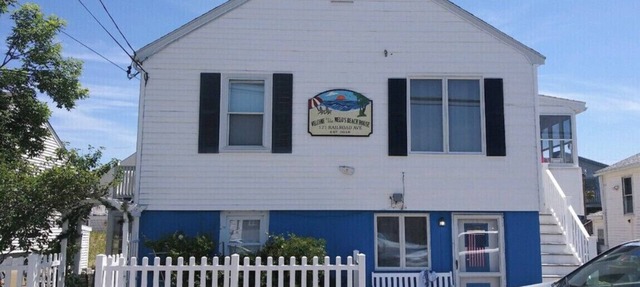 Lower deck, Salisbury Beach, Melo's Beach House Rentals