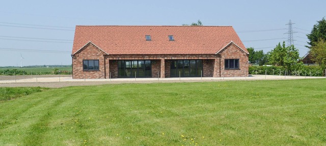 Lucy's Lodge - UKC2202