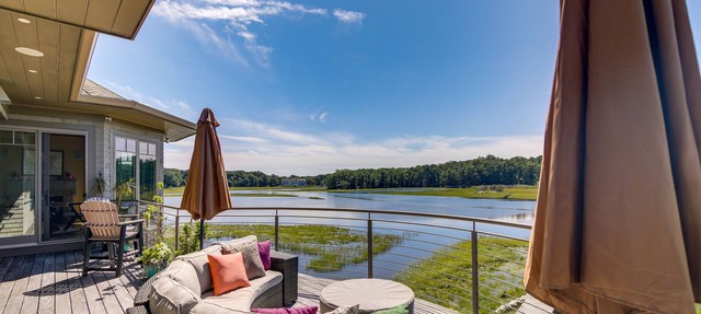 Luxe Scituate Vacation Rental w/Private Hot Tub!