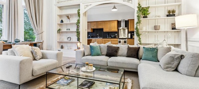 Luxe Victorian Spacious Home Sefton Park with Parking