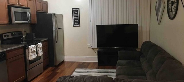 luxery lounge with free parking