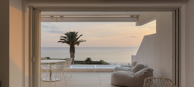 Luxurious Beachfront Villa Maira