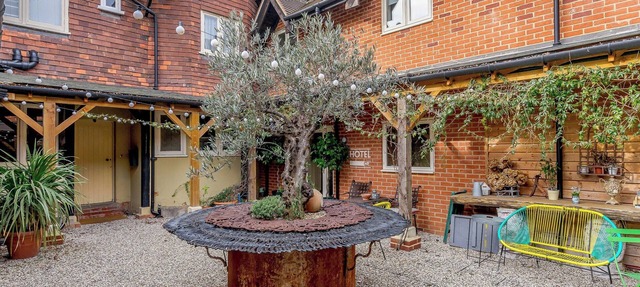 Luxurious comfortable apartment in rural north Hampshire.