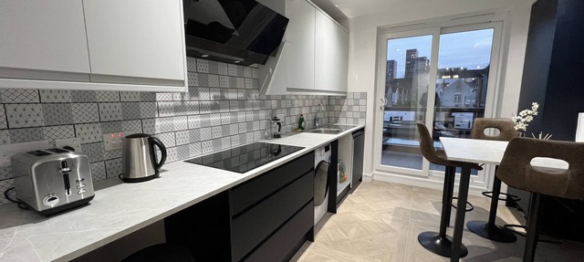 Luxurious London Studios