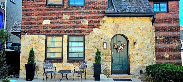 Luxurious, Modern Home in Pittsburgh's Mt. Washington Neighborhood