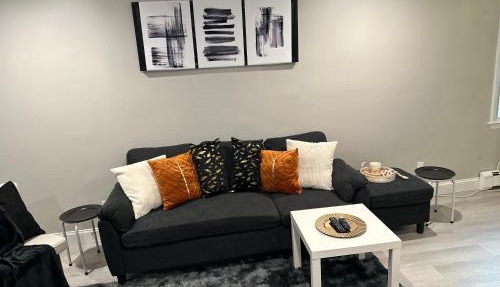 Luxurious, newly renovated retreat