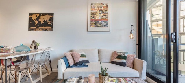 LUXURIOUS RIVERSIDE RESORT STYLE APARTMENT☆POOL☆SPA☆GYM☆ROOFTOP WITH CITY VIEWS