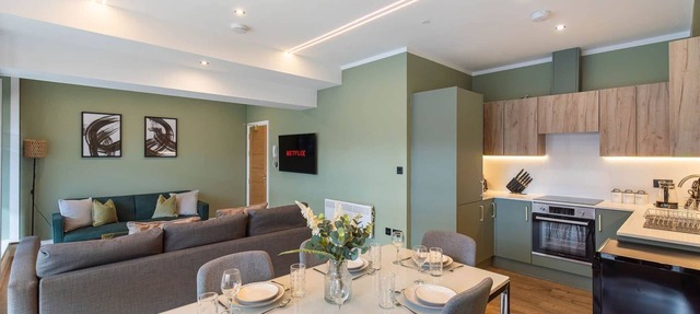 Luxurious & spacious central modern 2bed flat