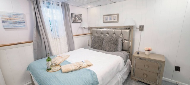 Luxury 2Bed/1Bath space in house