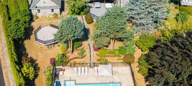 Luxury 7BR Villa with Pool, Hot Tub, Sauna, Gym & Billiard